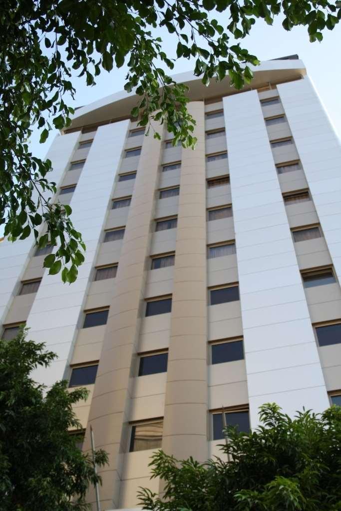 Grand Hotel Beirut Bagian luar foto