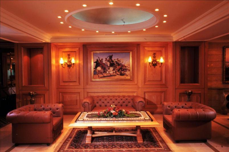 Grand Hotel Beirut Bagian luar foto