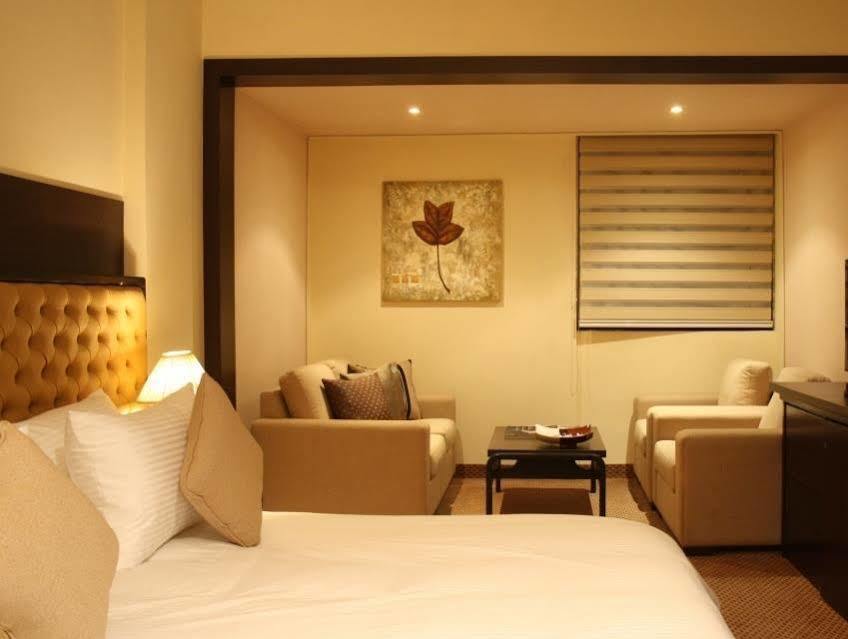 Grand Hotel Beirut Bagian luar foto